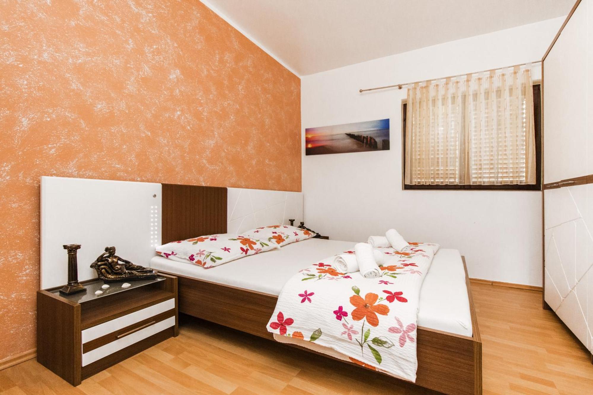 Apartments Maky & Dino Vodice Oda fotoğraf