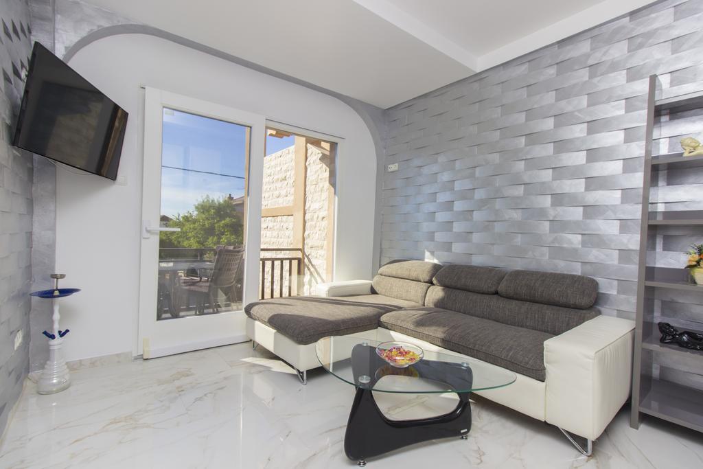 Apartments Maky & Dino Vodice Dış mekan fotoğraf